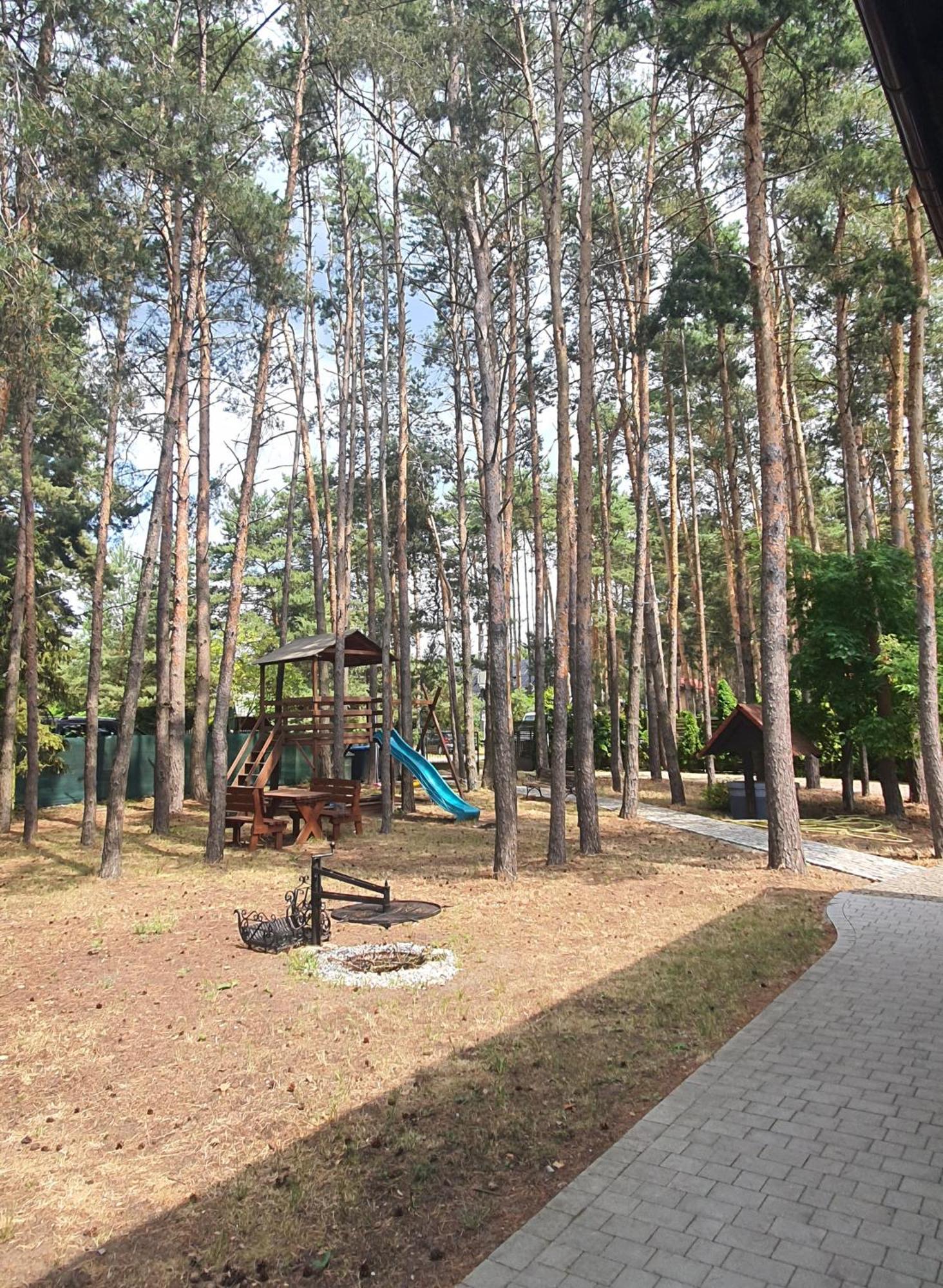 Domowa- Restauracja I Pokoje Wielen Zaobrzanski Luaran gambar